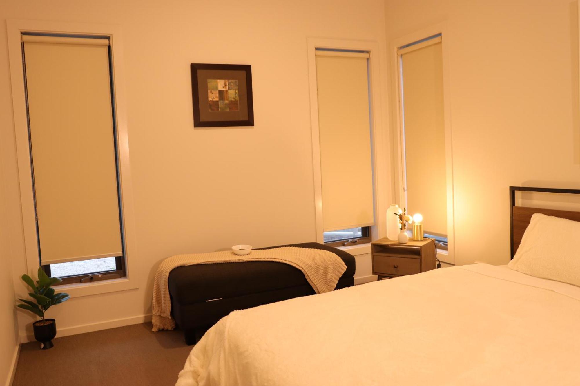 Melbourne Holiday House For 15 Peoples In Sanctuary Lake พอยท์คุก ภายนอก รูปภาพ
