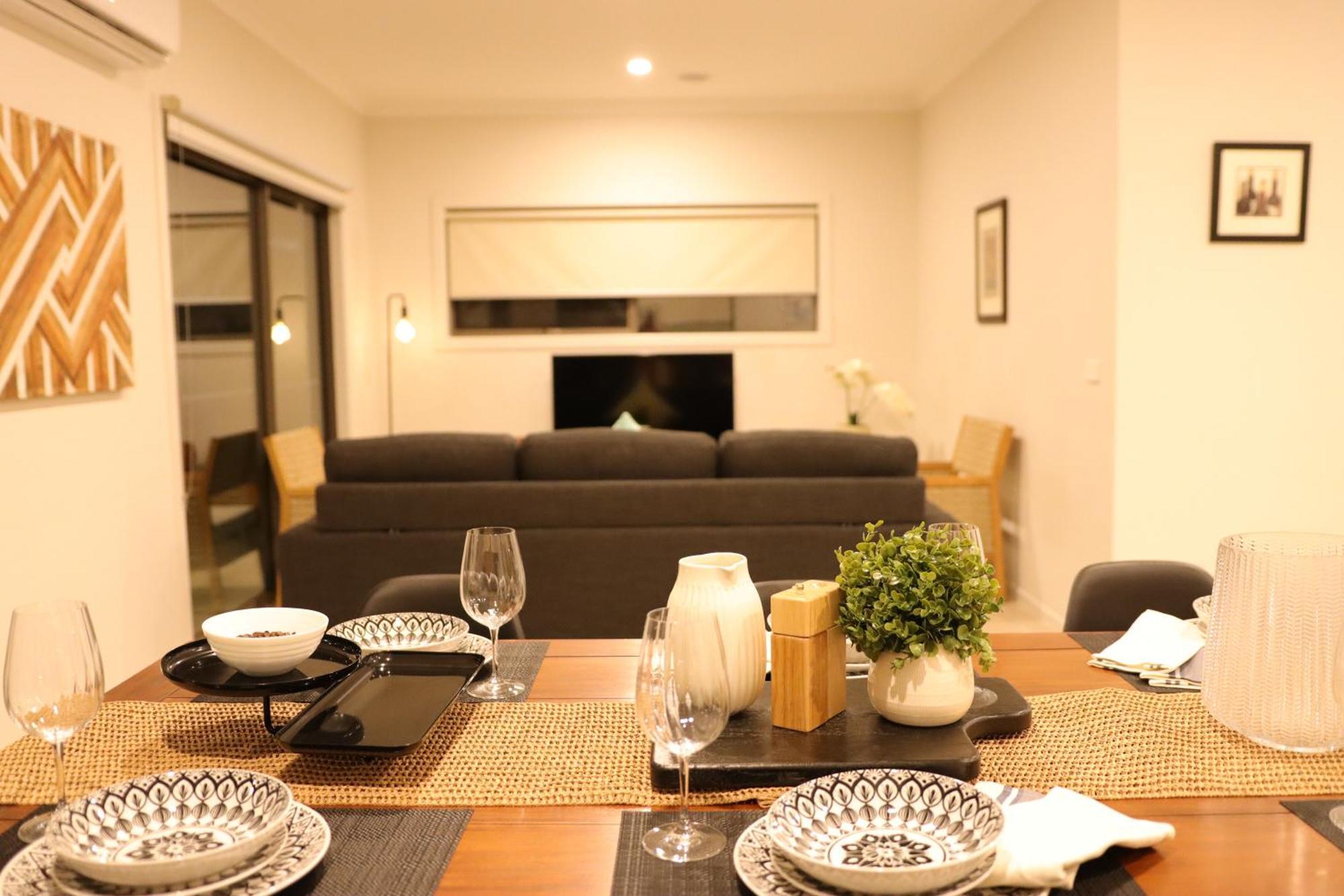 Melbourne Holiday House For 15 Peoples In Sanctuary Lake พอยท์คุก ภายนอก รูปภาพ